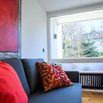 Orangehome Design Zwischen & Zentrum