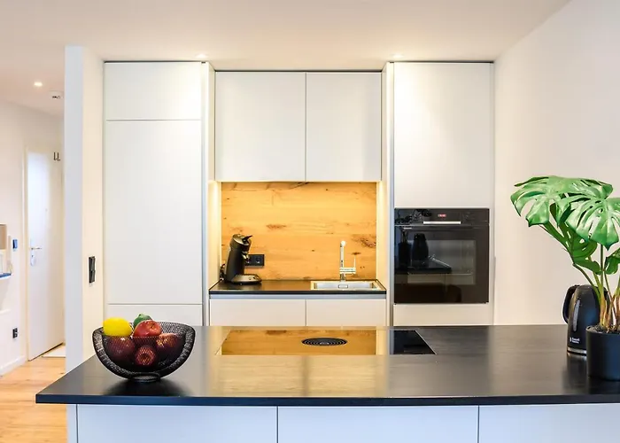 Orangehome Design Zwischen & Zentrum *